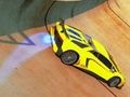 Игра Трюки на автомобилях в небе онлайн