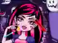 Игра Монстр Хай: Преображение Дракулауры онлайн Игра Монстр Хай: Преображение Дракулауры онлайн