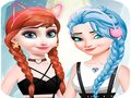 Игра Эльза и Анна одеваются онлайн